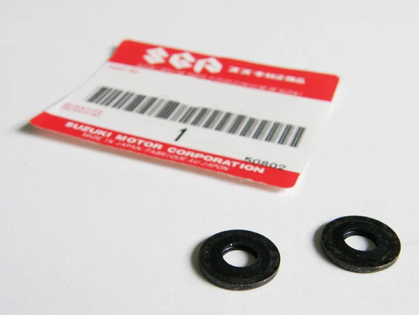 Suzuki Petcock Bolt Gasket Seal fuel tap gt750 gs1100 gs1000 gs850 gs750 gs550  - Image 1 of 1