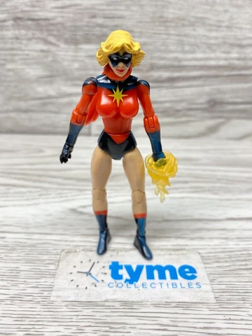 Hasbro Marvel Universe Series 1 Ms Marvel #023 3.75" Action Figure 2008 Loose Cover