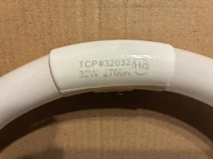 TCP 32W=130W T6 Circline Light Bulb #32032 Soft White 9" OD - Picture 1 of 4