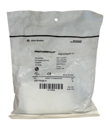 ALLEN BRADLEY 42EF-P2KBB-F4 /D PHOTOSWITCH RightSight SENSOR 10.8-30VDC NSFS - Image 1 of 2