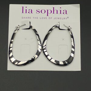 NWT lia sophia jewelry exaggeration hoop drop dangle zebra silver tone earrings 