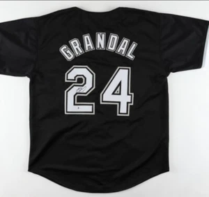 Yasmani Grandal #24 Chicago White Sox Authentic Signed Jersey W/ Beckett COA MBL - Picture 1 of 3