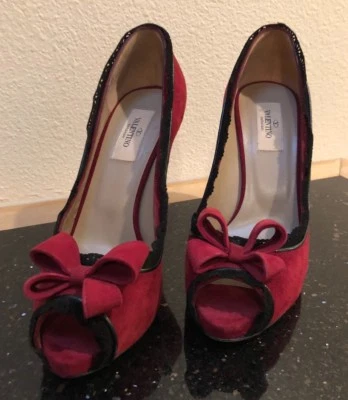 正品 Valentino Garavani 红色麂皮绒蝴蝶结高跟鞋厚底高跟鞋,尺寸 37.5 — 第 1/4 张图片