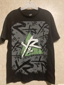 Young and Reckless T shirt Medium - Picture 1 of 3
