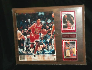 New Last Dance Era Scottie Pippen Mounted 8x10 Color Photo & Two Cards - Picture 1 of 4