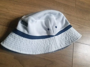 Hugo Boss Sombrero Cubo Para Hombres XL Grande Blanco Logotipo Deletreado Gorra de Diseñador - Imagen 1 de 8