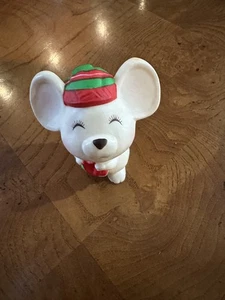 Sello Navidad Miniatura Estatuilla Ratón Blanco Rojo Medias Navidad Sombrero 2" - Imagen 1 de 4