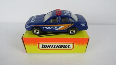 1997 Matchbox MB54 Ford Crown Victoria Blue Body Police Tampo Diecast 1/64 Boxed - Image 1 of 4