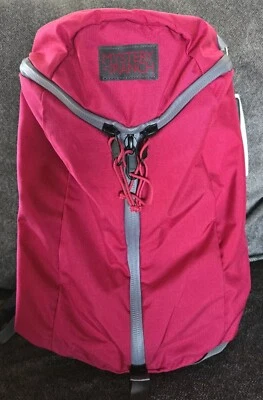 NOVO RANCHO MISTÉRIO Urban Assault 21L Mochila de Trabalho Caminhada Acampamento Magenta - Imagem 1 de 4
