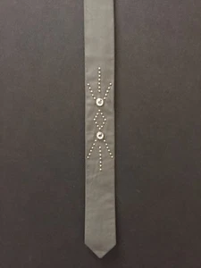 VINTAGE 1980'S NEW WAVE GRAY LEATHER METAL STUDDED SUPER SKINNY MENS NECK TIE - Picture 1 of 4