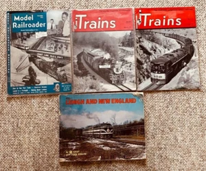 Lot of 4 Vintage Train Magazines/Booklets - Picture 1 of 1