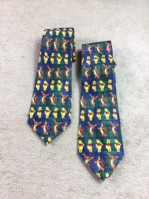 Corbata Disney Winnie the Pooh 100% Poliéster Hecha en Corea Lote de 2 Foto 1 de 4