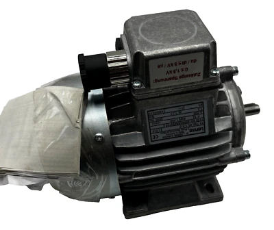 LENZE D-32699 EXTERNAL 3 PHASE ASYNCHRONUS MOTOR 0.18KW 1.350 R/MIN 1,2A 50HZ 🎯 - Image 1 of 4