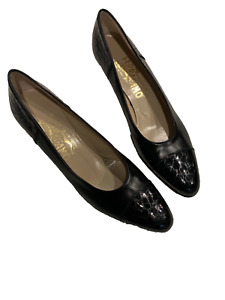 SALVATORE FERRAGAMO Black Leather Patent Embossed Low Heel Pumps Shoes 6.5 AAAA