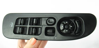 INTERRUPTOR DE CONTROL VENTANA IZQUIERDA DODGE RAM 1500 2500 3500 MASTER POWER DRIVER 02-08 Foto 1 de 4