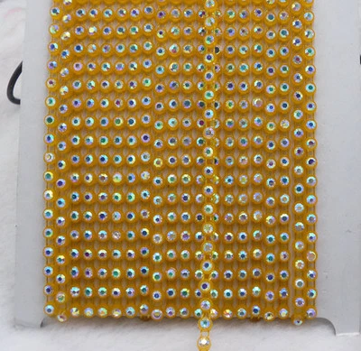 SS12 3mm Grado A Cristal AB Estrás Bandas Plástico Ajuste de Borde 10 Yardas Foto 1 de 3