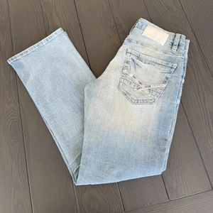 BKE Buckle Jake Bootcut Jeans Herren 28x30 helle Waschung blau Premium Stretch Denim - Bild 1 von 14