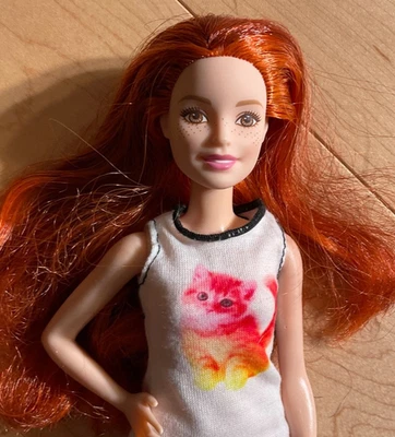 Barbie ruiva fashionistas #47 boneca pequena com sardas #DVX69 - Imagem 1 de 4