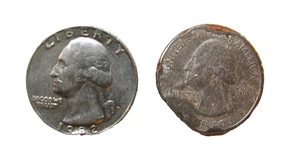 Lot Of (2) Washington Quarter Error Coins Damage 2020 Strike Edges and Date 1982 - Picture 1 of 6