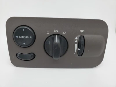 2001-05 Chrysler Town & Country Headlight Lamp/ Mirror Control Switch Bezel Foto 1 de 4