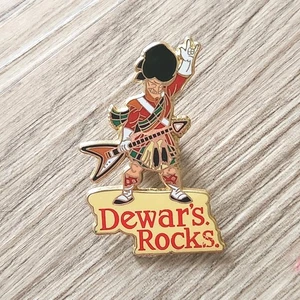 Dewar's Rocks Pinback Solapa Sombrero Chaqueta Camisa Prendedor Esmaltado De Colección 2001 John Dewar - Imagen 1 de 10