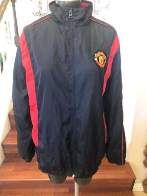 Manchester United Black Red Track Logo Warm Up Official Merchandise Unisex Med - Image 1 of 4