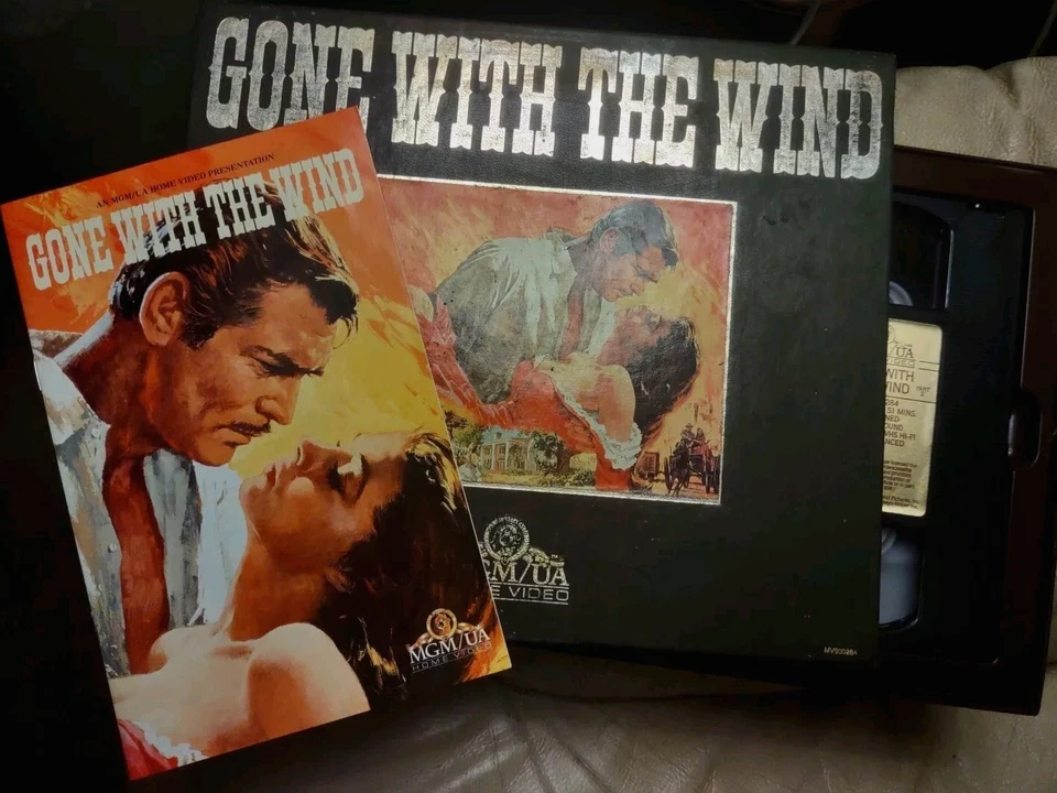 Gone With The Wind MGM/UA   2 VHS AS NEW Deluxe Box Set MV900284 FREE SHIPPING - Image 1 of 2