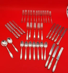 Juego de cubiertos de 38 piezas de placa de plata Rogers Ambassador 1847 - Imagen 1 de 20