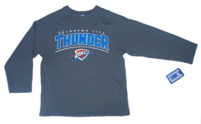 Camisa de manga larga Oklahoma City Thunder Performance para niños pequeños Foto 1 de 2