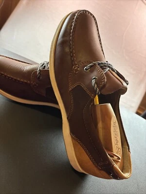 Zapatos de barco Florsheim para hombre Foto 1 de 4