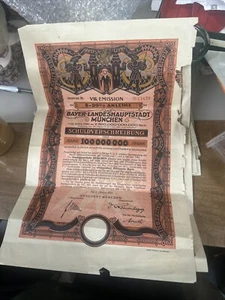Germany, City of Munich 1000000 Mark 8-20% Bond to Bearer uncanc. + coupon sheet - Picture 1 of 2
