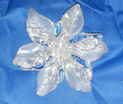 Addobbi natalizi, fiori  in vetro per decorazioni albero di Natale - Immagine 1 di 2