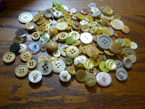 Over 100 Buttercream and Beige Buttons, Some may be Bakelite, and Lucite - Picture 1 of 8