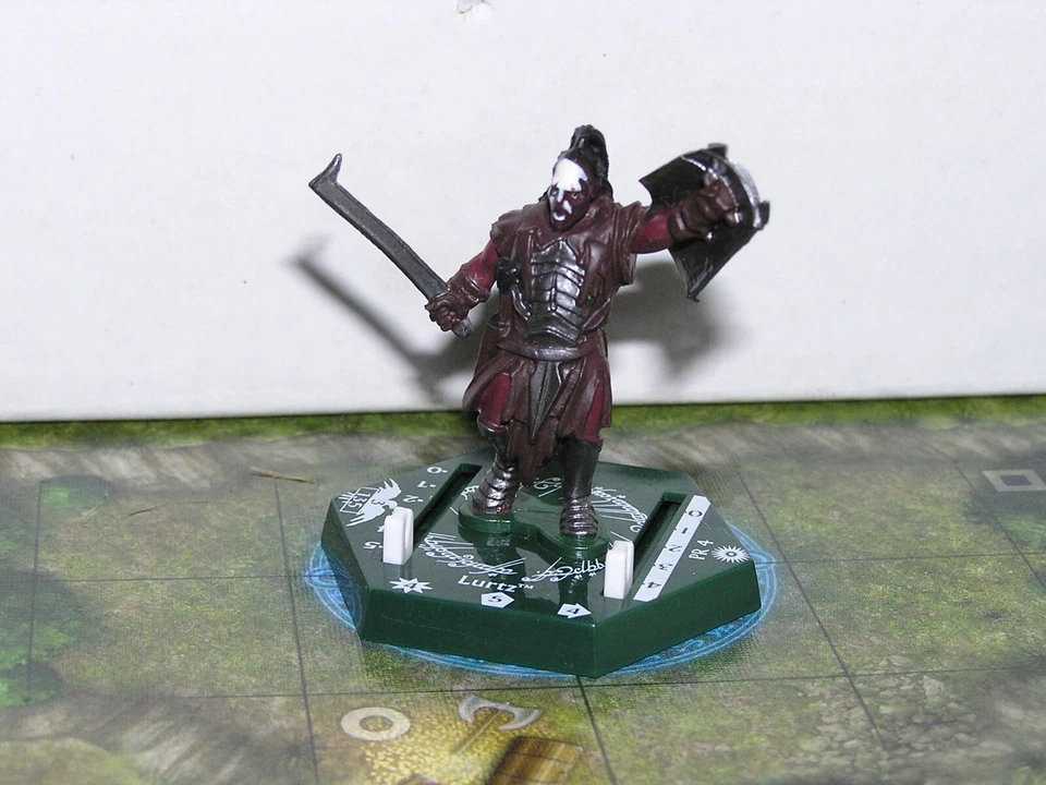 Sabertooth Lord of the Rings PR 4 Lurtz - Image 1 of 1