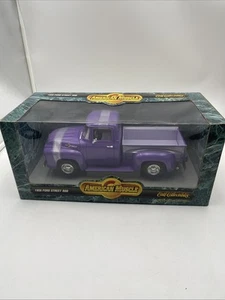 Camioneta pickup Ford Street Rod 1956 ERTL American Muscle púrpura diecast 1:18 NUEVA - Imagen 1 de 8