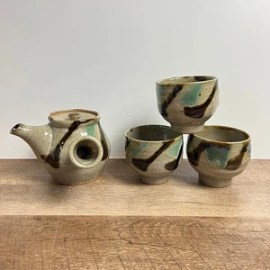 Teiera Kyusu giapponese vintage argilla ceramica shino ware manico laterale coperchio e 3 tazze - Foto 1 di 11