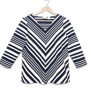 Chico's Black & Ivory Chevron Striped Top Size S Small - Picture 1 of 4