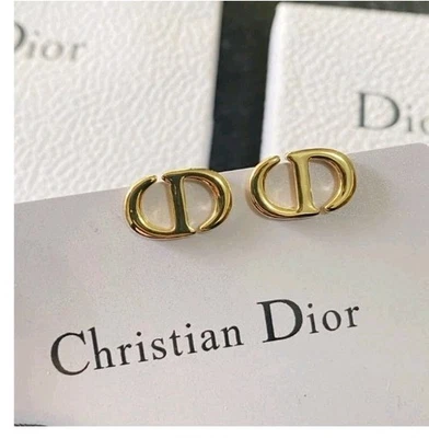 PENDIENTES DIOR CD - NUEVOS  Foto 1 de 4