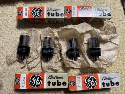 GE 6SN7 GTB 1960 ETIQUETA BLANCA CROMO LADO HALO JUEGO CUÁDRUPLE EMPAREJADO CUATRO (4) NUEVO EN CAJA Foto 1 de 4