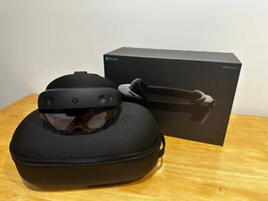 Microsoft HoloLens 2 Mixed Reality Headset Computer | Black | NJX-00001 - Picture 1 of 6