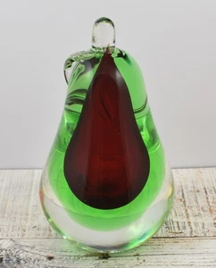 Beautiful Vintage Murano Red Green & Clear Cased Glass Pear ~ Very Pretty - Picture 1 of 5