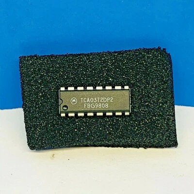 PHILIPS CDM3 INTEGRATED CIRCUIT POWER REGULATOR FOR CD PLAYER PC BOARD - Image 1 of 4