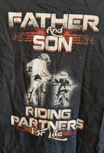 Mens "Fruit Of The Loom" Black Graphic T-shirt "Father & Son" in Size L - Imagen 1 de 4