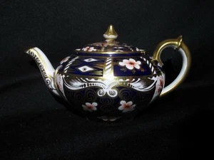 Royal Crown Derby Traditional Imari 2451 Teapot 2 Cup Vintage Made in England - Bild 1 von 1