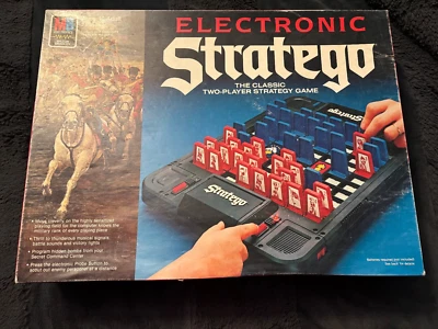 Milton Bradley Electronic Stratego 1982 juego de mesa completo ¡Funciona! Foto 1 de 4