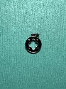 LOUIS VUITTON Pendant BLACK & SILVER Charm/Zip Pull Flower Motif double sided - Picture 1 of 3