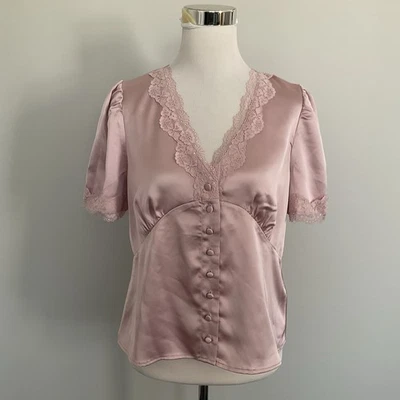 Blusa/top romântica feminina Anthropolgie Joie blush rosa rendada com botão gola V M - Imagem 1 de 4