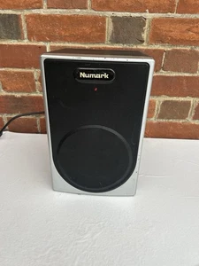 Altavoz monitor alimentado Numark M20 RCA entrada ecualizador controles potencia probados - Imagen 1 de 8