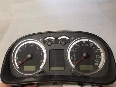 2004-2005 Volkswagen Jetta Jetta GLI Speedometer Cluster - 1J5920906K - R327708 Foto 1 de 4