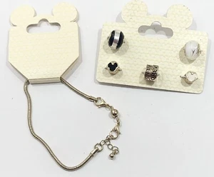 Bracciale Ciondolo Disney Tono Oro E 6 Ciondoli Amici Per Sempre NUOVO CON ETICHETTE - Foto 1 di 11